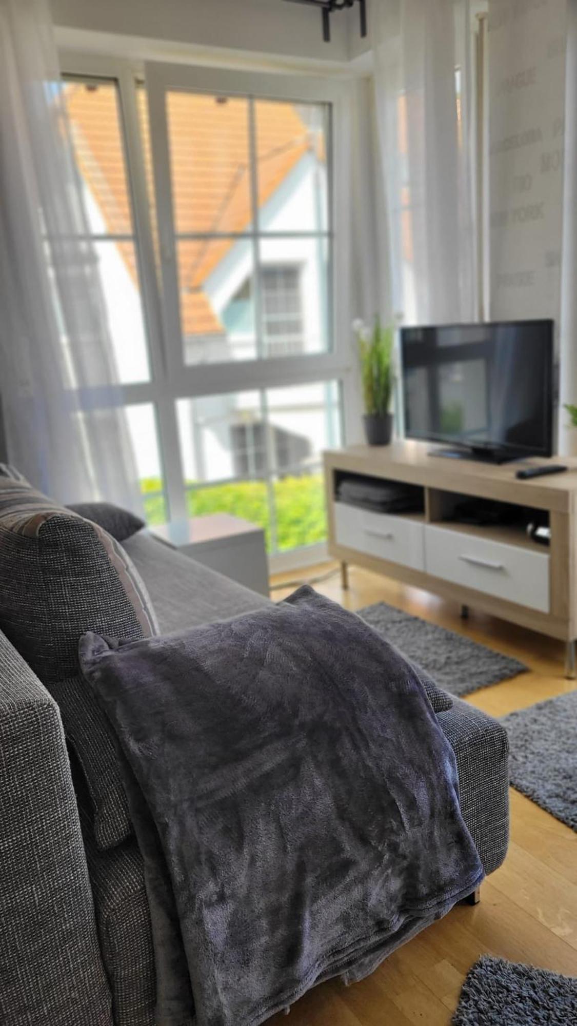Berlin-Oase - Schnuckelige Ferienwohnung An Der Grenze Zu Berlin Schönefeld Buitenkant foto